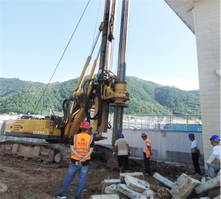 鋼結(jié)構(gòu)建筑項(xiàng)目名稱:寶